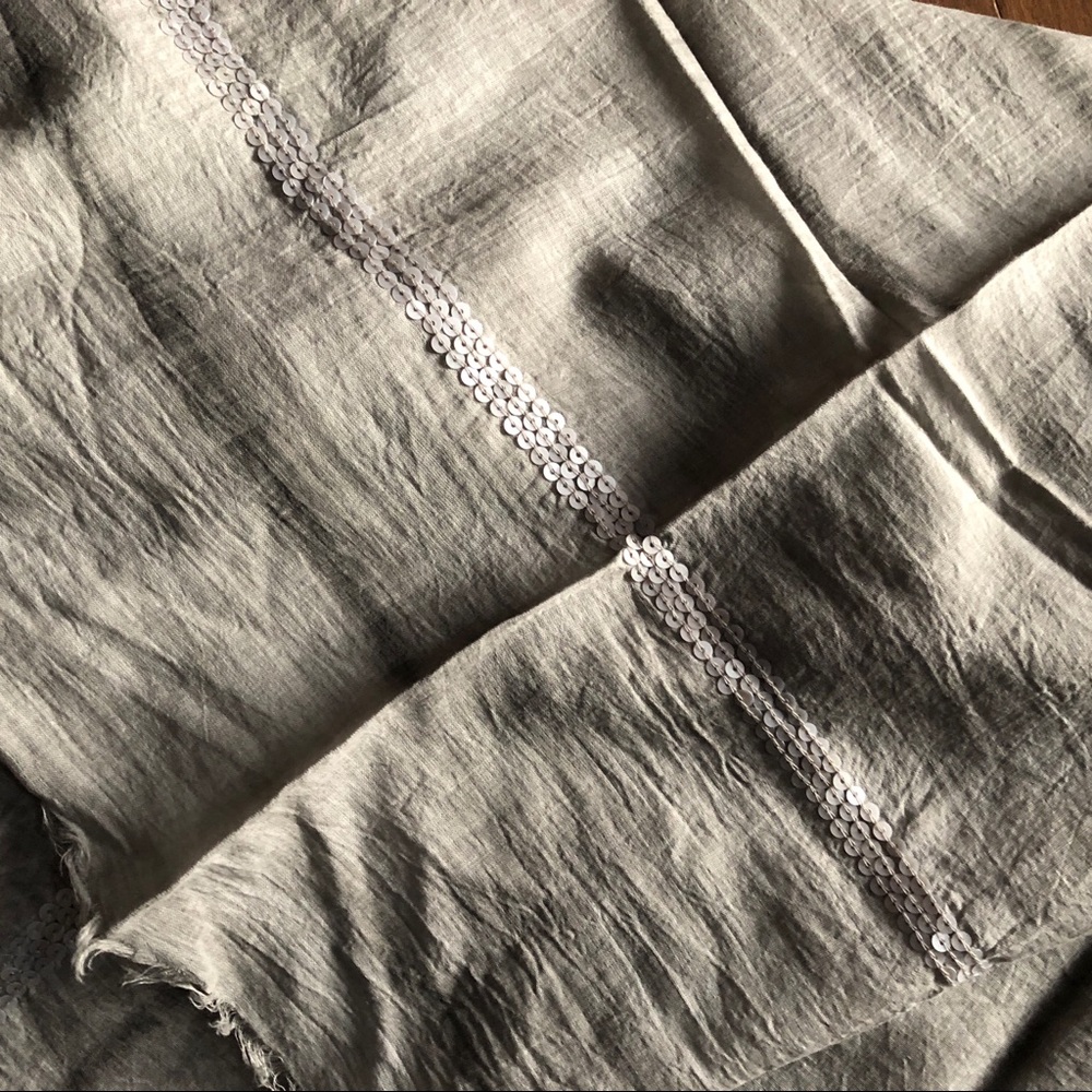 Anthropologie by Amor Collections Pashmina Scarf - Picture 3 of 5